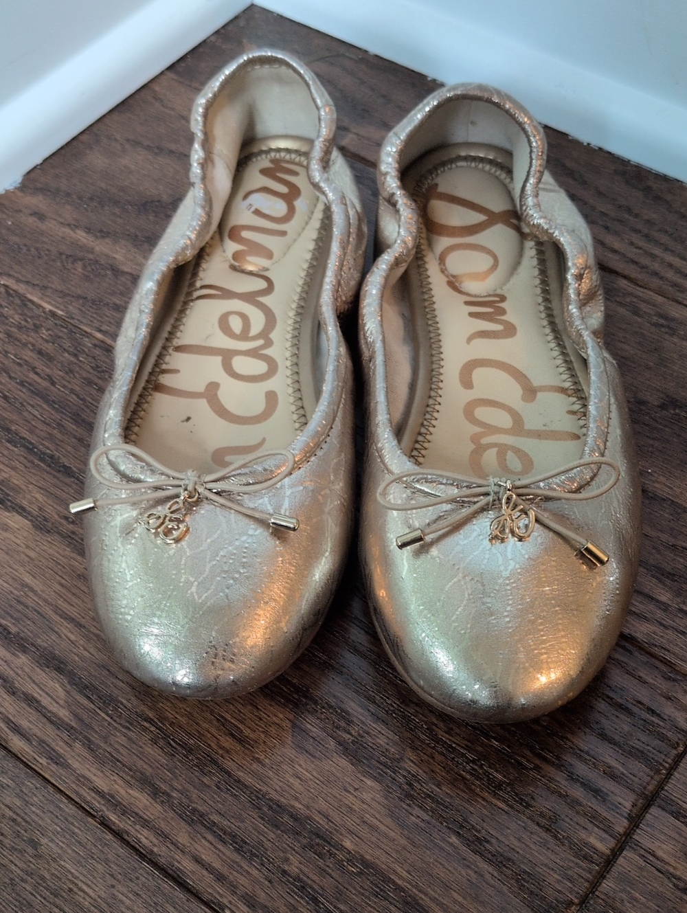 Sam Edelman Women's Gold Metallic Felicia Leather Ballet Flats 5.5 - Picture 2 of 10